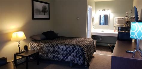montevideo minnesota hotels|viking hotel montevideo mn.